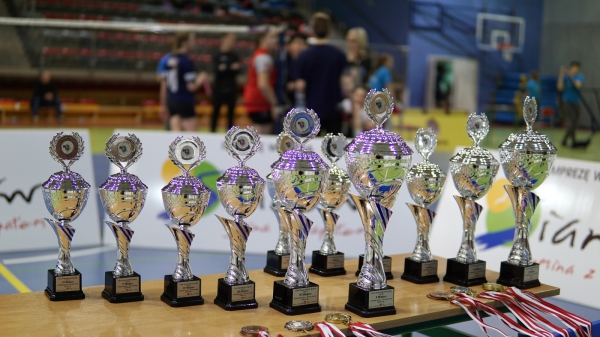 IV i VII miejsce w Finałach Wojewódzkich w Badmintonie Drużynowym w ramach Igrzysk Dzieci - Sianów 2017_2