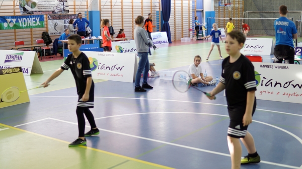 IV i VII miejsce w Finałach Wojewódzkich w Badmintonie Drużynowym w ramach Igrzysk Dzieci - Sianów 2017_15