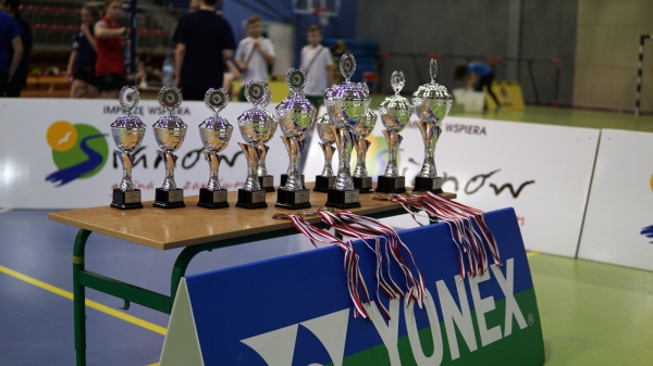 IV i VII miejsce w Finałach Wojewódzkich w Badmintonie Drużynowym w ramach Igrzysk Dzieci - Sianów 2017_1